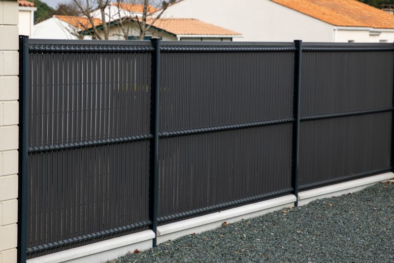 Metal Fencing Service